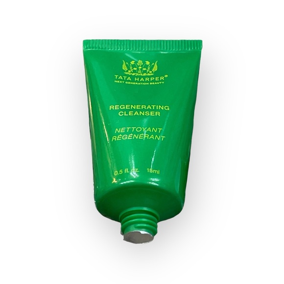 free w/$50 order ︎☀︎︎new Tata Harper ☀︎︎ Regenerating Cleanser BHA Exfoliator - Picture 8 of 16